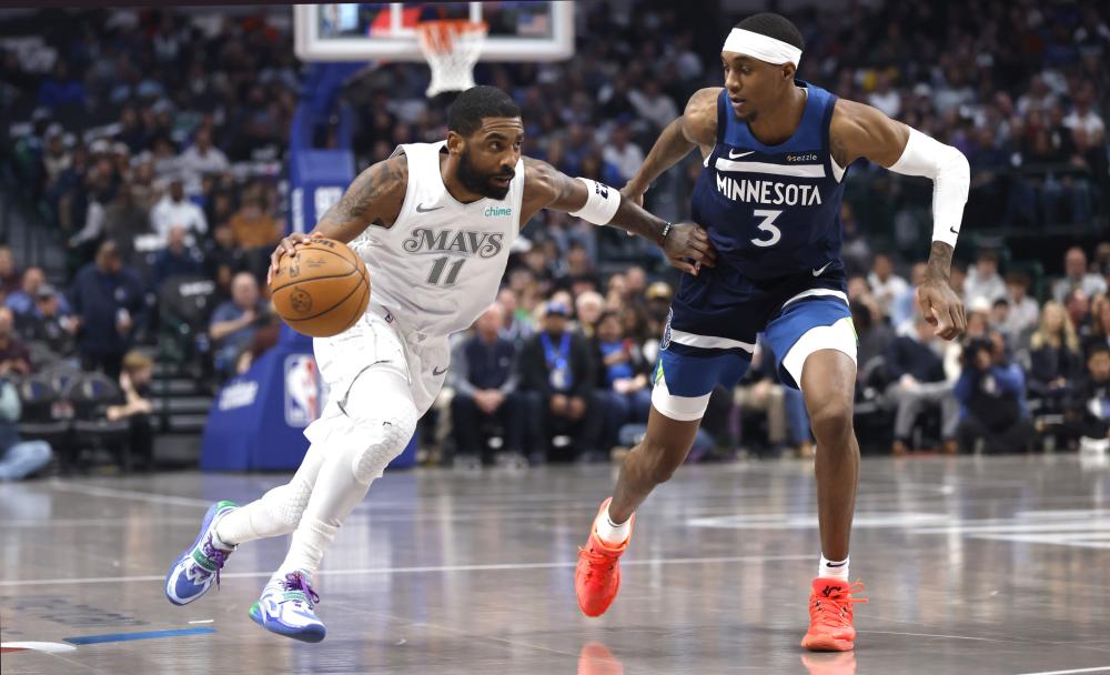 锋线中的佼 锋线中的佼