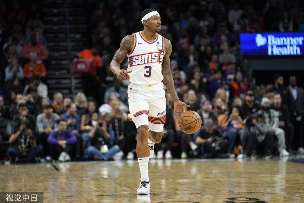 他在进攻端 他在进攻端